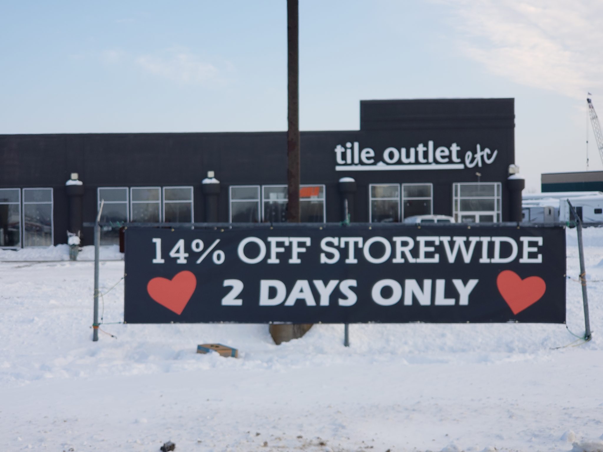 Durable Banners; Tile Outlet Rogers RPM Graphics